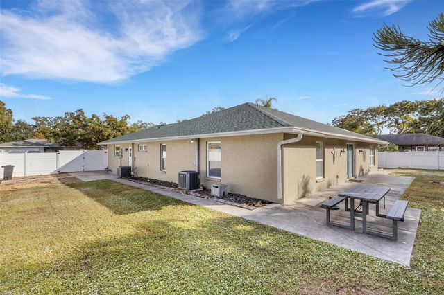 4324 EASTWOOD DRIVE, Sarasota, FL 34232