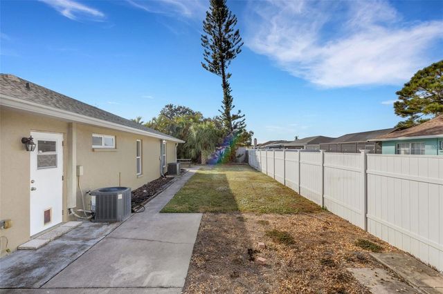 4324 EASTWOOD DRIVE, Sarasota, FL 34232