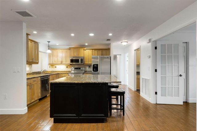 4324 EASTWOOD DRIVE, Sarasota, FL 34232