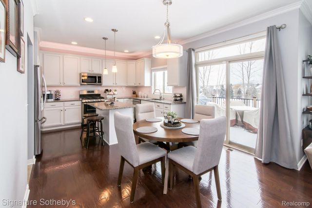 464 Overlook Drive, Oxford Charter Township, MI 48371