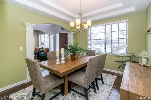 464 Overlook Drive, Oxford Charter Township, MI 48371