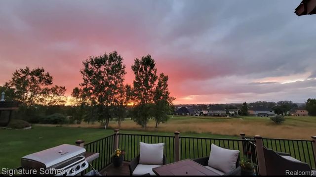 464 Overlook Drive, Oxford Charter Township, MI 48371