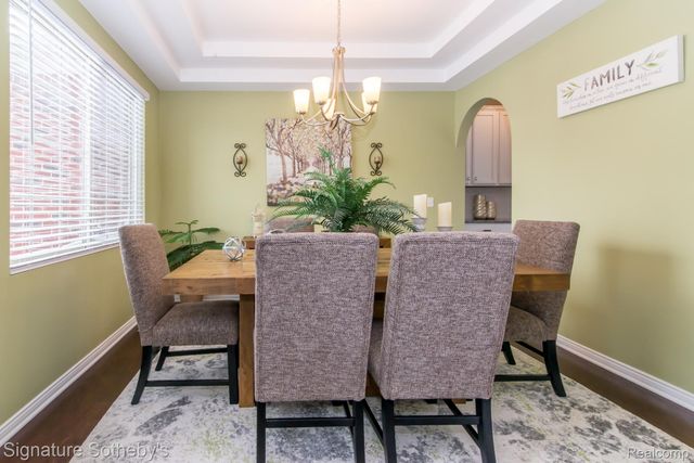 464 Overlook Drive, Oxford Charter Township, MI 48371