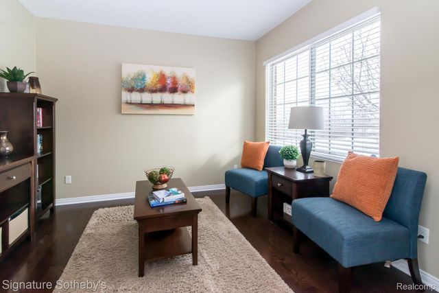 464 Overlook Drive, Oxford Charter Township, MI 48371