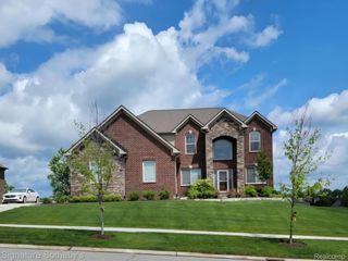 464 Overlook Drive, Oxford Charter Township, MI 48371