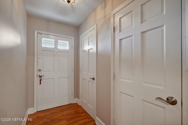 1834 BUCCANEER Circle E, Jacksonville, FL 32225