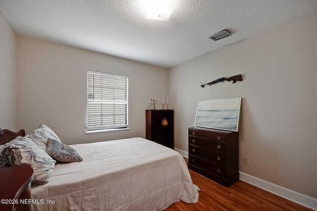 1834 BUCCANEER Circle E, Jacksonville, FL 32225