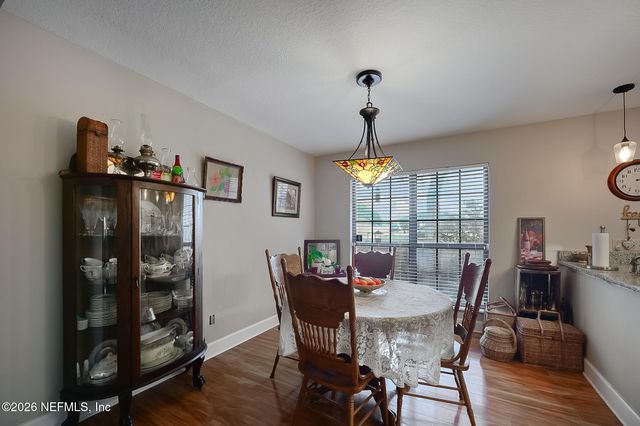 1834 BUCCANEER Circle E, Jacksonville, FL 32225