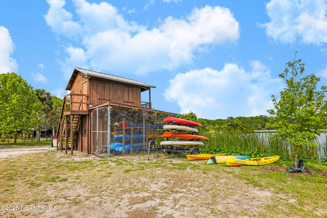 1834 BUCCANEER Circle E, Jacksonville, FL 32225