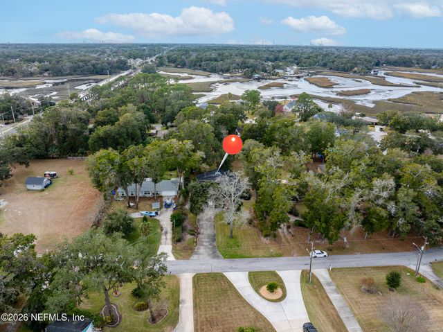 1834 BUCCANEER Circle E, Jacksonville, FL 32225