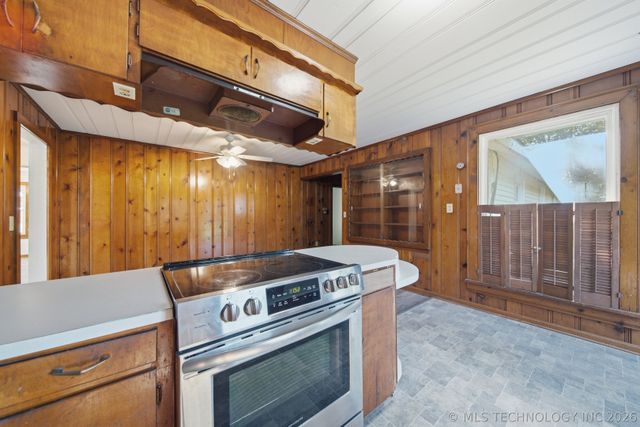 401 E Main Street, Beggs, OK 74421