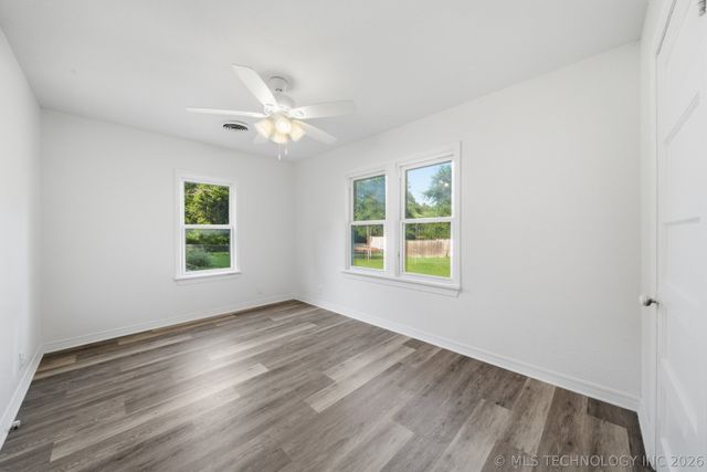 401 E Main Street, Beggs, OK 74421