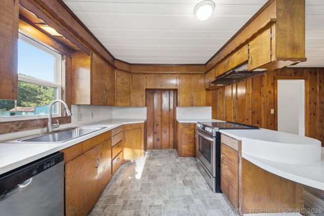 401 E Main Street, Beggs, OK 74421