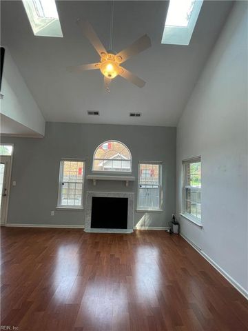 600 Windmill PT, Chesapeake, VA 23322