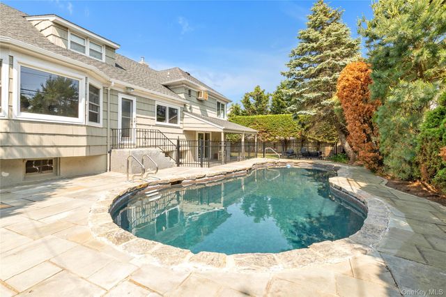 1443 Park Street, Atlantic Beach, NY 11509