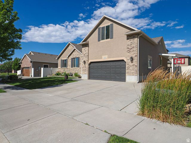 12334 S SACAJEWA ST, Riverton, UT 84096
