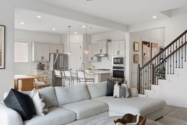 6320 Empresa DR, Austin, TX 78738