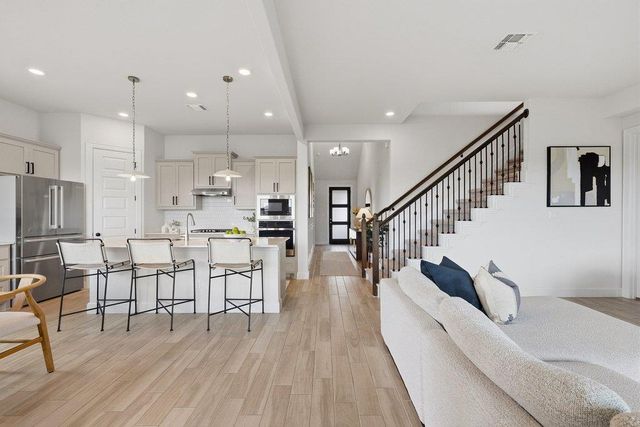 6320 Empresa DR, Austin, TX 78738