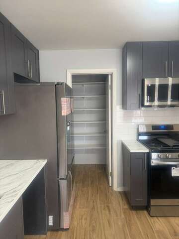 287 Pembridge Lane B2, Schaumburg, IL 60193