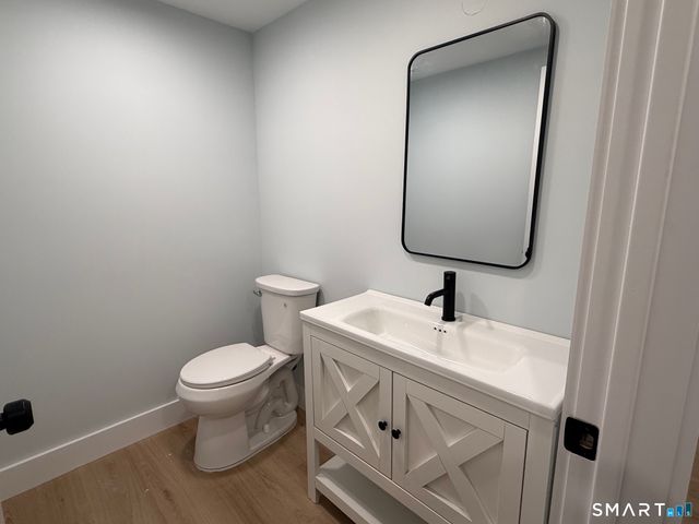46 Forest Court North, Hamden, CT 06518