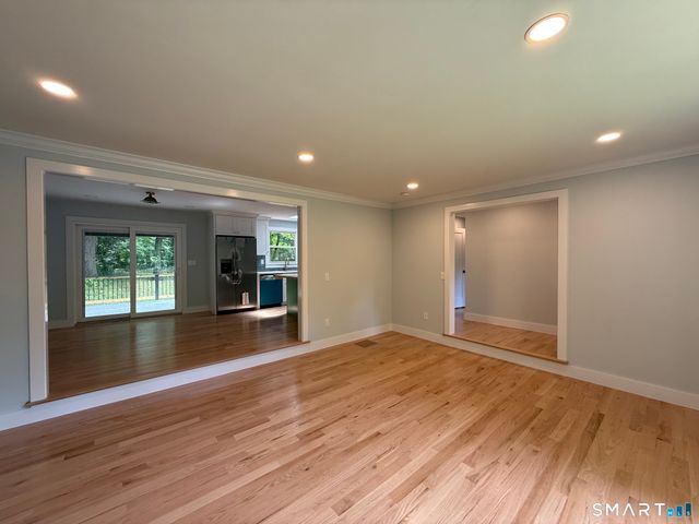 46 Forest Court North, Hamden, CT 06518