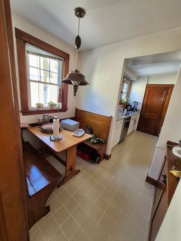 15 White St 1, Arlington, MA 02474