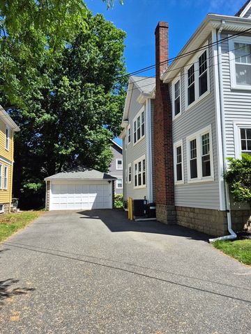 15 White St 1, Arlington, MA 02474