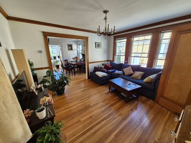 15 White St 1, Arlington, MA 02474