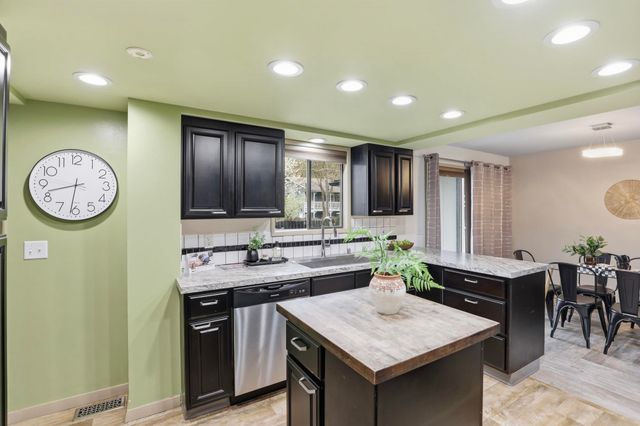 6506 N Elizabeth St, Spokane, WA 99208