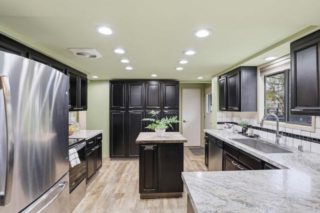 6506 N Elizabeth St, Spokane, WA 99208