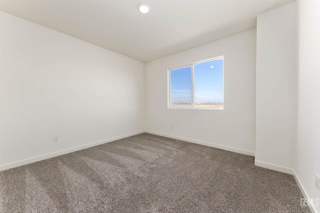 7806 Grapefruit Drive, Bakersfield, CA 93313