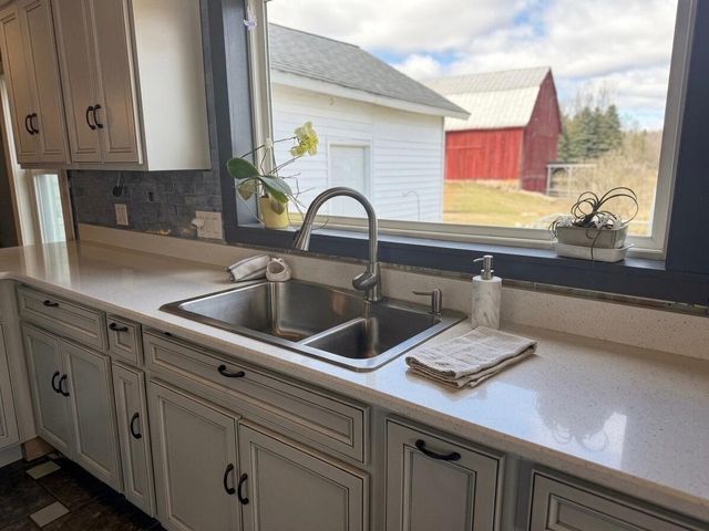 4409 W 1 Mile Road, Lincoln Twp-newaygo, MI 49349