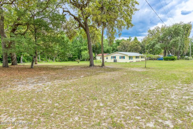 104 HEIDT Lane, Palatka, FL 32177