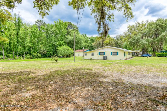 104 HEIDT Lane, Palatka, FL 32177