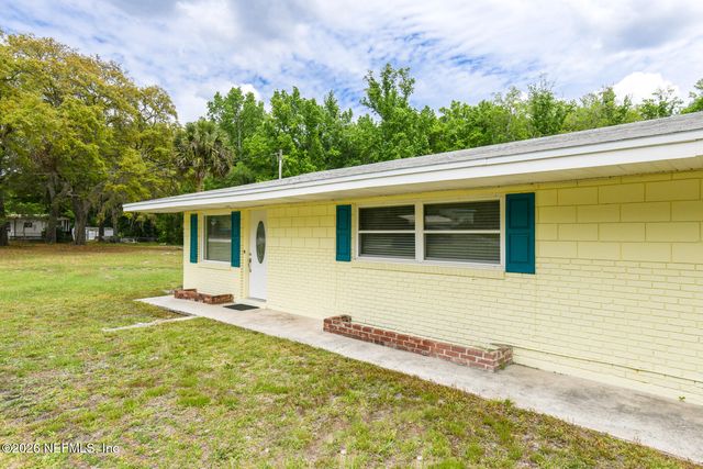 104 HEIDT Lane, Palatka, FL 32177