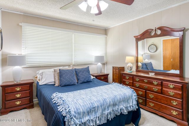 104 HEIDT Lane, Palatka, FL 32177