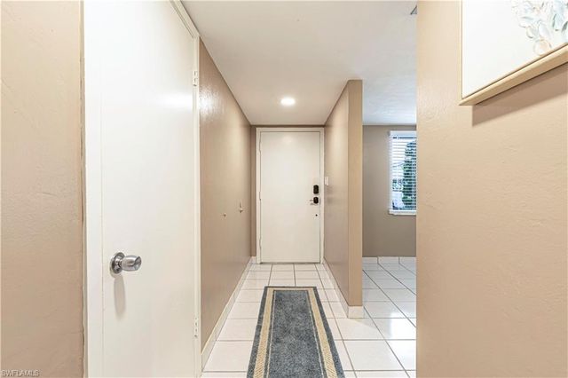 2244 Winkler AVE 108, Fort Myers, FL 33901