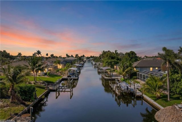 5602 Driftwood PKWY, Cape Coral, FL 33904