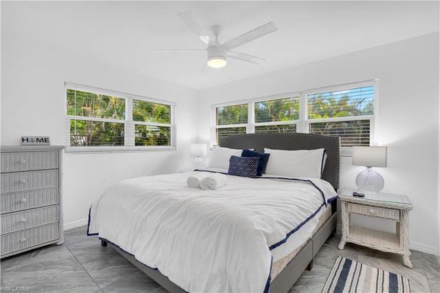 5602 Driftwood PKWY, Cape Coral, FL 33904