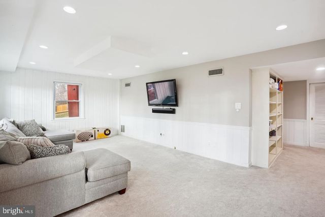 7832 FULBRIGHT CT, Bethesda, MD 20817