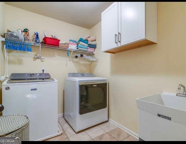 2202 Golden Eagle Drive, Locust Grove, GA 30248