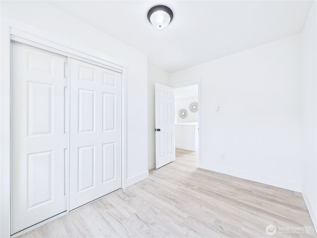 305 Meadow Avenue N, Renton, WA 98057