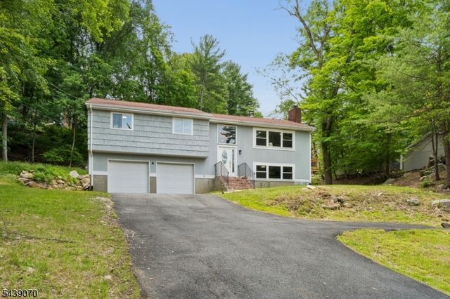 403 E Shore Trl, Sparta Twp., NJ 07871