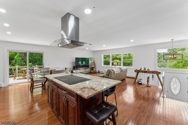403 E Shore Trl, Sparta Twp., NJ 07871