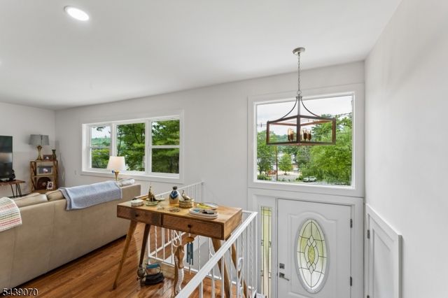 403 E Shore Trl, Sparta Twp., NJ 07871