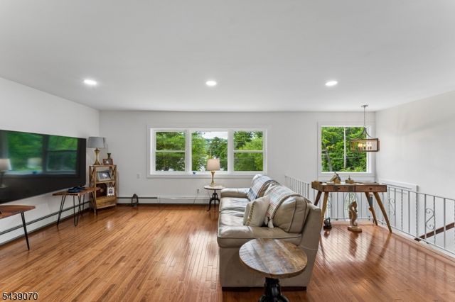 403 E Shore Trl, Sparta Twp., NJ 07871