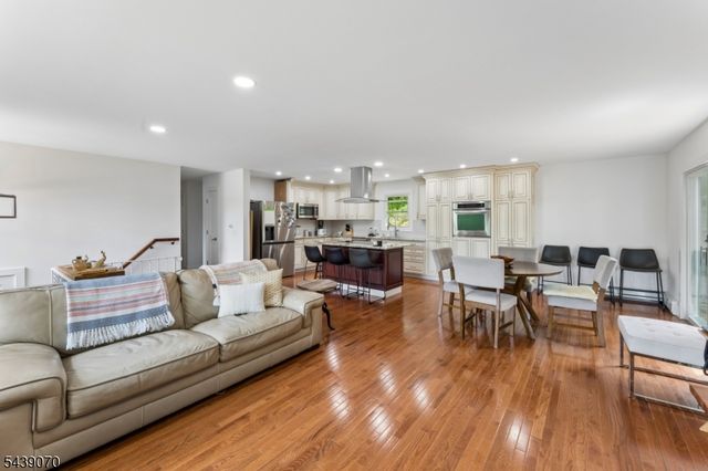 403 E Shore Trl, Sparta Twp., NJ 07871