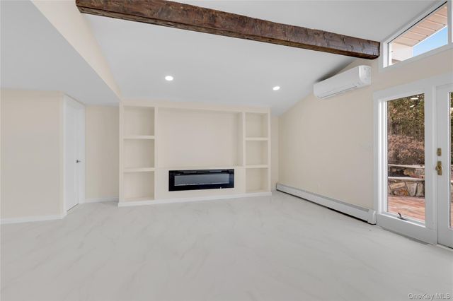 1554 Holiday Park Drive, Wantagh, NY 11793