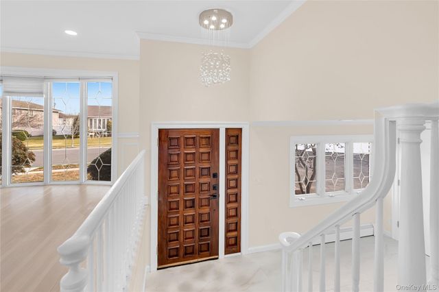 1554 Holiday Park Drive, Wantagh, NY 11793