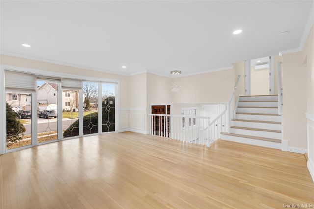 1554 Holiday Park Drive, Wantagh, NY 11793